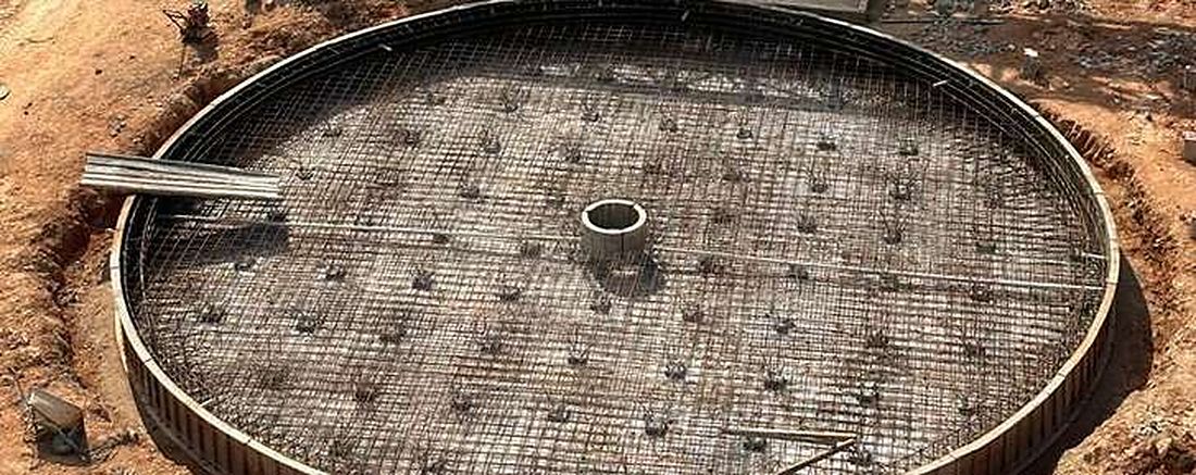 Tank foundation reinforcement